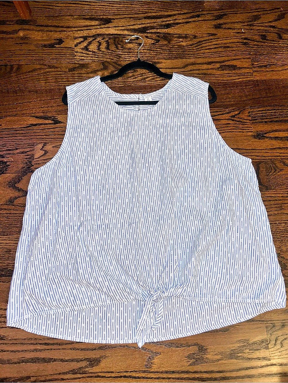 Old Navy Striped Tie-Front Tank in Blue & White Size XXL